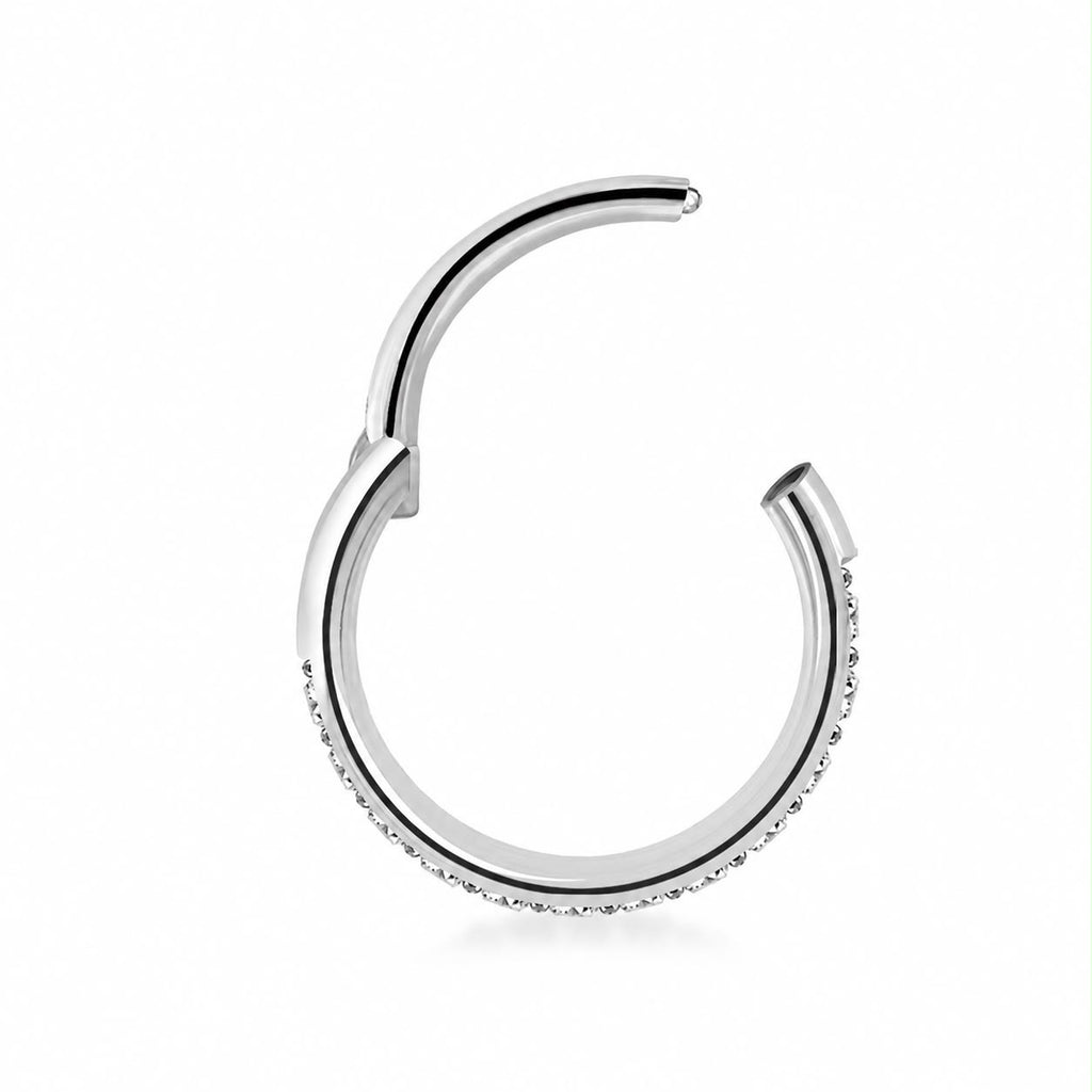 Titánový segmentový krúžok s CZ kamienkami – 0,8 mm (20G)